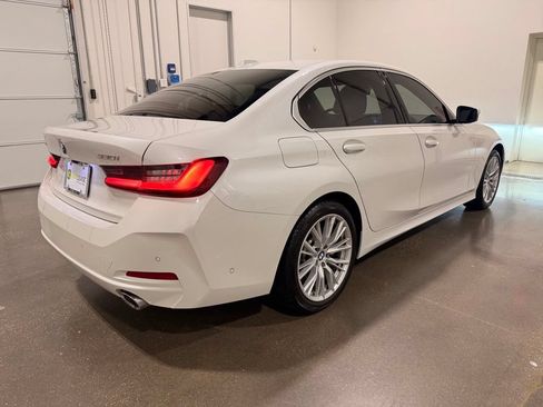 Used 2024 BMW 330i xDrive Sedan w/ Convenience Package AWD/4WD image 5