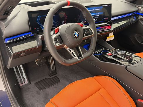 New 2027 BMW M5 w/ Executive Package AWD/4WD image 4