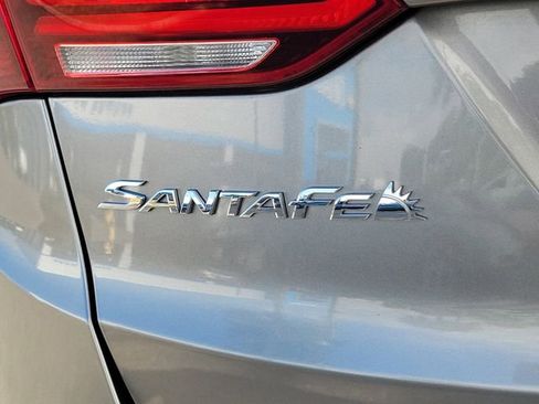 Used 2018 Hyundai Santa Fe Sport w/ 2.4L Value Package 02 image 7