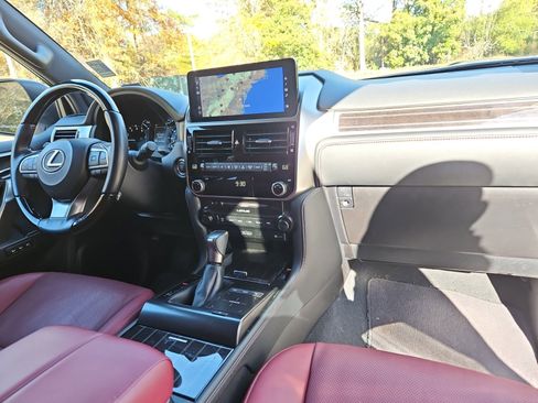 Used 2023 Lexus GX 460 Premium image 16
