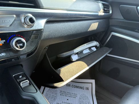 Used 2022 Kia Telluride S image 35