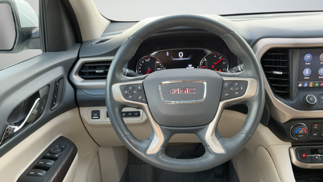 Used 2023 GMC Acadia Denali w/ Denali Technology Package AWD/4WD image 10