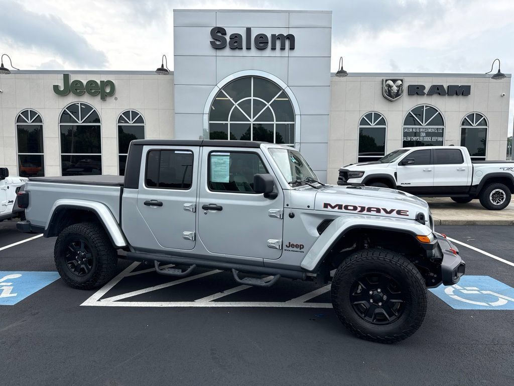 Used 2023 Jeep Gladiator Mojave w/ LED Lighting Group AWD/4WD image 1