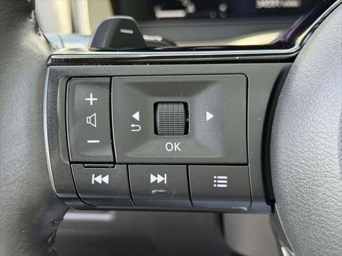 Used 2023 Nissan Rogue Platinum w/ Platinum Premium Package AWD/4WD image 25