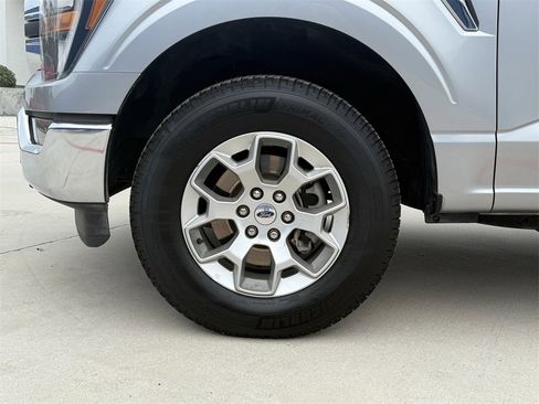 Used 2023 Ford F150 XLT image 9
