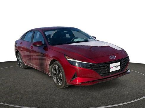 Certified 2023 Hyundai Elantra SEL w/ Convenience Package image 9