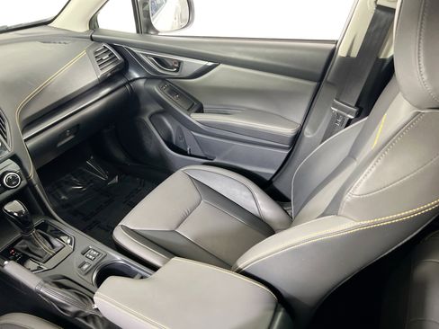 Used 2022 Subaru Crosstrek 2.5i Sport w/ Moonroof Package image 23