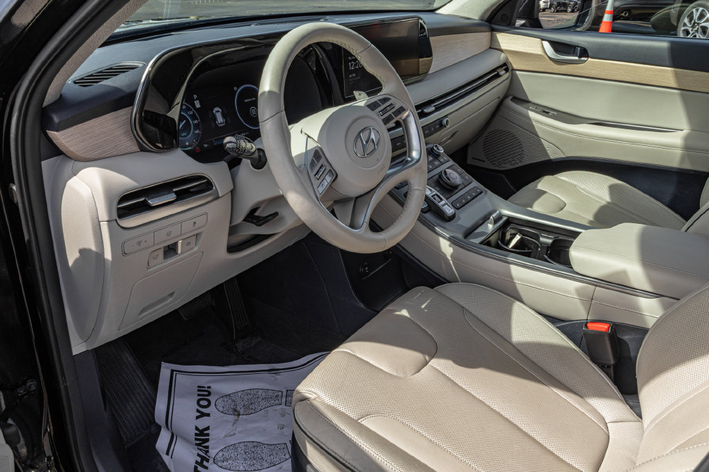 Used 2024 Hyundai Palisade Limited AWD/4WD image 15