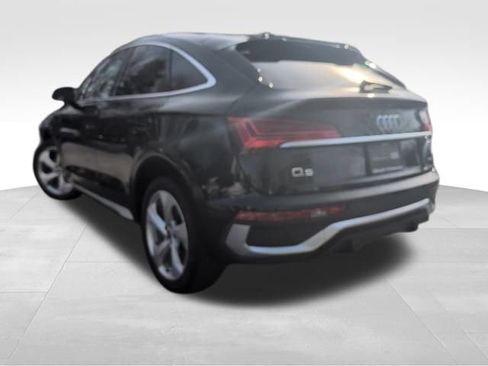 Used 2025 Audi Q5 2.0T Premium Plus w/ Premium Plus Package image 2