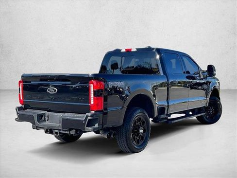 Used 2023 Ford F250 XLT w/ Black Appearance Package image 2