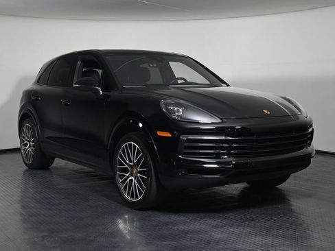 Certified 2021 Porsche Cayenne AWD/4WD image 9
