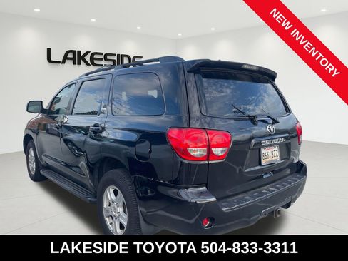 Used 2014 Toyota Sequoia SR5 image 2
