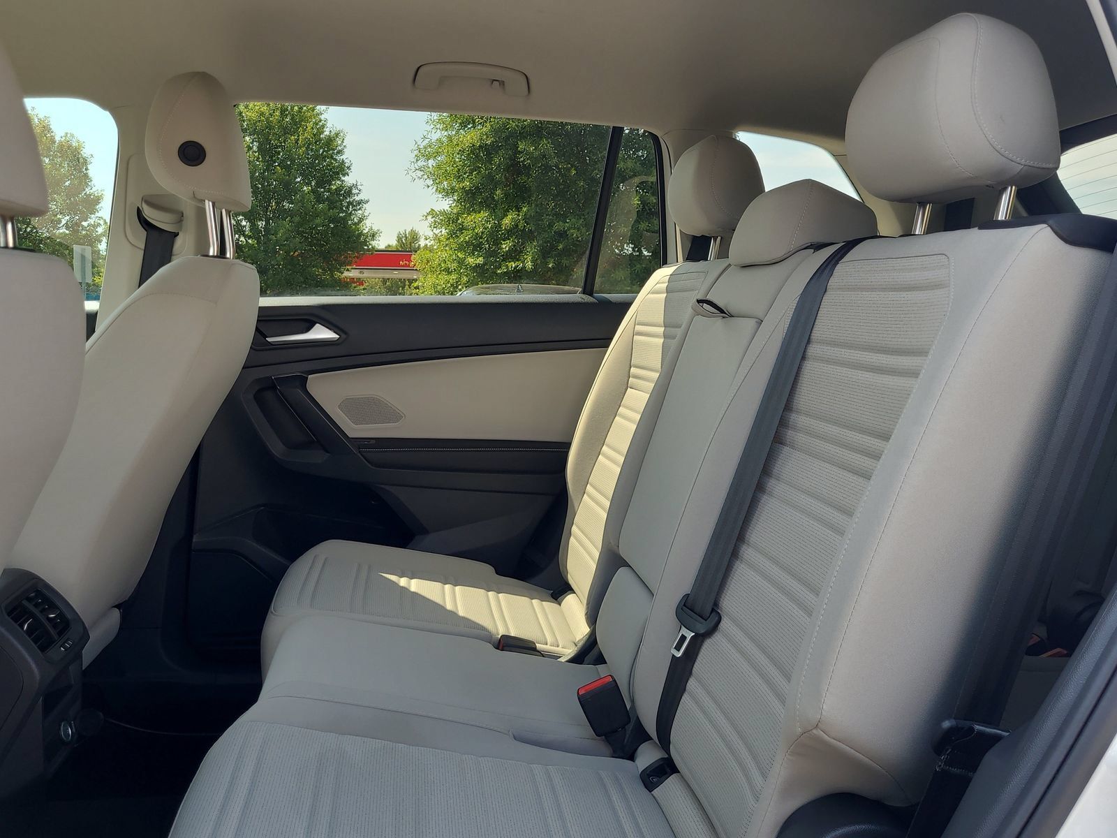 Used 2024 Volkswagen Tiguan S FWD image 13