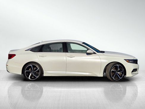 Used 2018 Honda Accord Sport image 3