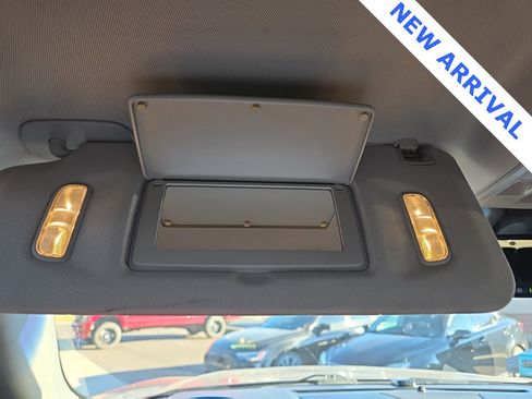 Used 2016 GMC Yukon XL Denali w/ Open Road Package image 31