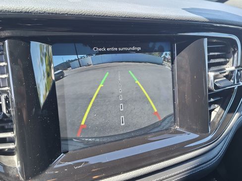 Used 2022 Dodge Durango GT AWD/4WD image 13