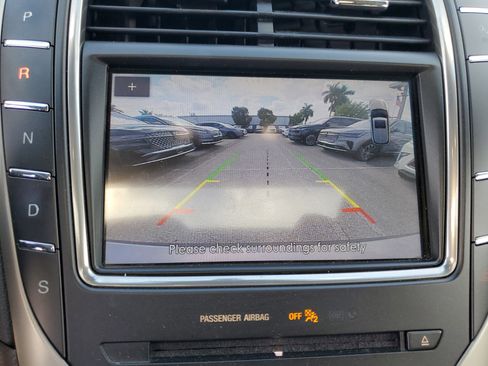 Certified 2020 Lincoln Nautilus Reserve image 26