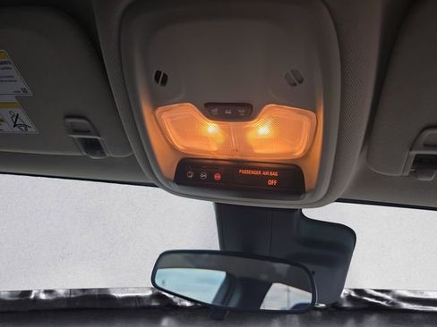 Used 2022 Buick Encore GX Preferred FWD image 16