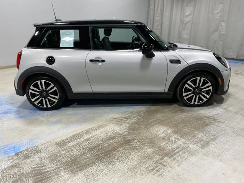 Used 2023 MINI Cooper S image 5