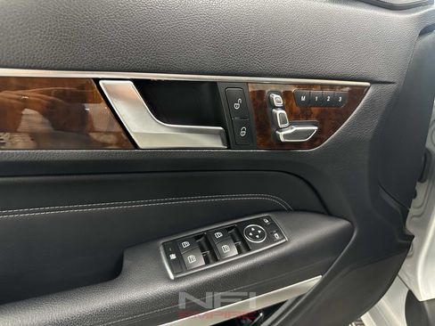 Used 2014 Mercedes-Benz E 350 4MATIC Coupe image 36