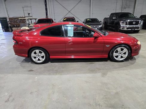 Used 2006 Pontiac GTO image 15