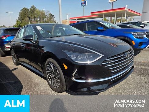 Used 2023 Hyundai Sonata SEL w/ Cargo Package image 15