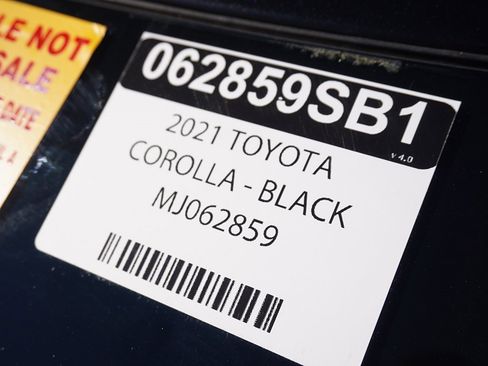 Used 2021 Toyota Corolla SE image 43