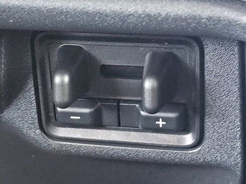 New 2026 Ford Expedition Platinum w/ Driver's Package image 9