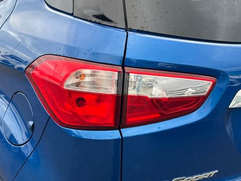 Used 2021 Ford EcoSport Titanium image 14