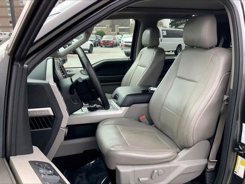 Used 2016 Ford F150 Lariat w/ Equipment Group 502A Luxury image 8