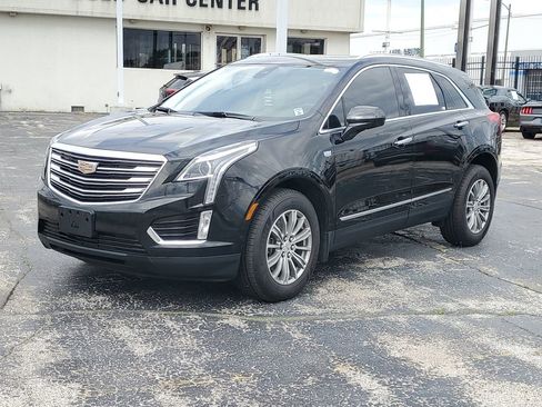 Certified 2019 Cadillac XT5 Luxury AWD/4WD image 2