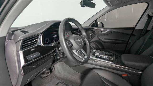 Used 2023 Audi Q7 2.0T Premium w/ Convenience Package AWD/4WD image 24
