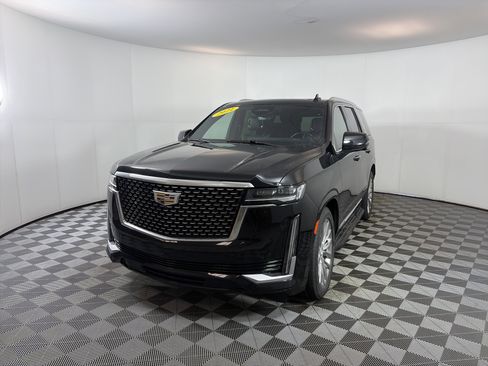 Used 2021 Cadillac Escalade Premium Luxury w/ Driver Assist Tech Package image 2