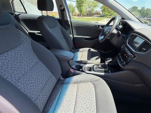 Used 2019 Hyundai Ioniq Blue FWD image 19