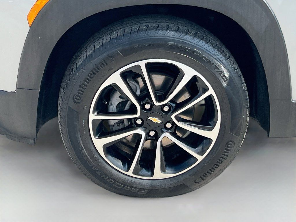 Used 2024 Chevrolet TrailBlazer LT w/ Driver Confidence Package FWD image 28