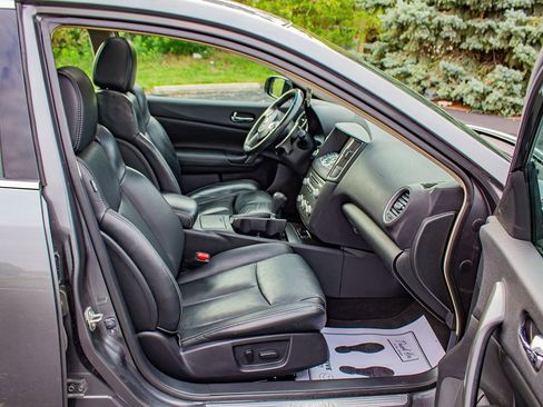Used 2014 Nissan Maxima 3.5 SV w/ Sport Package FWD image 19