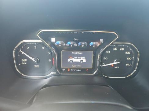 Used 2021 GMC Yukon XL AT4 w/ AT4 Premium Plus Package image 11