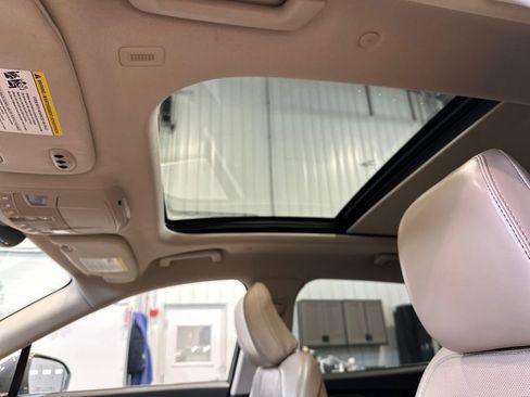 Used 2023 Lincoln Nautilus Reserve w/ Equipment Group 202A image 27