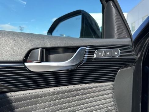 Used 2025 Hyundai Palisade Calligraphy image 29