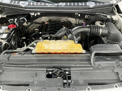 Used 2018 Ford F150 Lariat AWD/4WD image 12