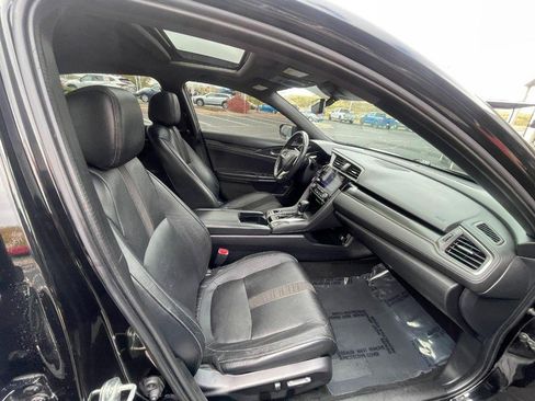 Used 2021 Honda Civic Sport Touring image 9