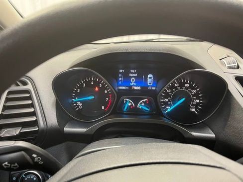 Used 2017 Ford Escape SE image 21