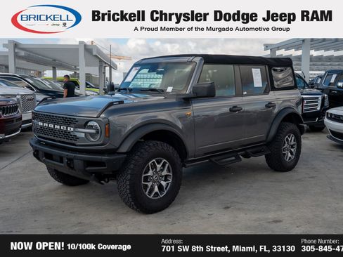 Used 2024 Ford Bronco Badlands image 1