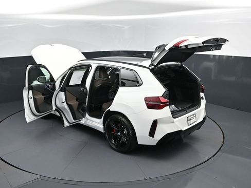 New 2026 BMW X3 xDrive30 w/ M Sport Package image 2