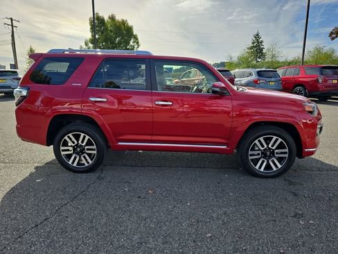 Used 2022 Toyota 4Runner Limited image 7