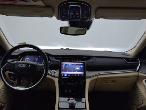 Used 2021 Jeep Grand Cherokee L Limited image 22