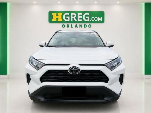 Used 2021 Toyota RAV4 XLE w/ Convenience Package FWD image 7