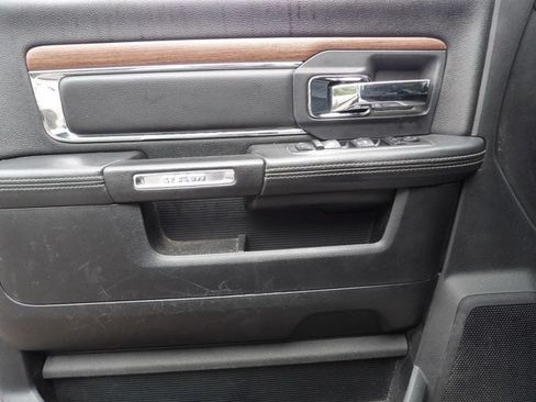 Used 2016 RAM 2500 Laramie AWD/4WD image 11