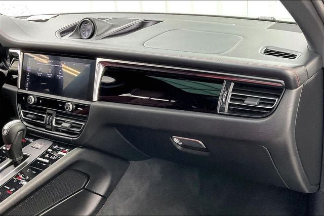 Used 2022 Porsche Macan S AWD/4WD image 18