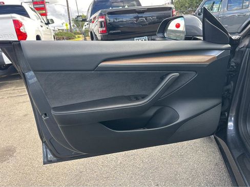 Used 2023 Tesla Model 3 Performance image 15